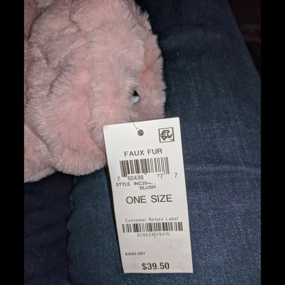 NWT I.N.C. Faux-Fur Fingerless Gloves - Picture 3 of 7